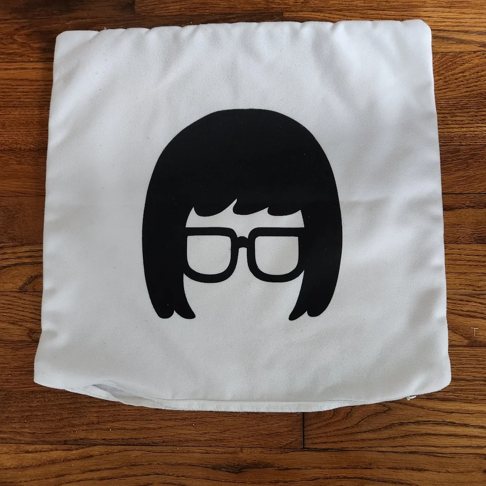 Bob's Burgers Tina Throw Pillow Cover Twentieth Century Fox Co. 2016 17x17